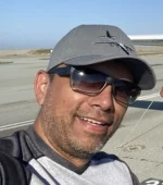 Mauricio S.